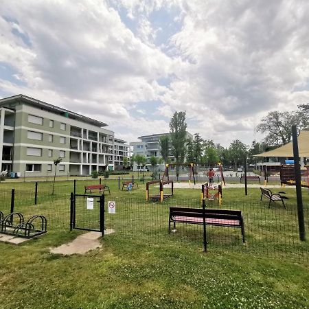 Vizpart Honved Apartman バラトンレッレ エクステリア 写真