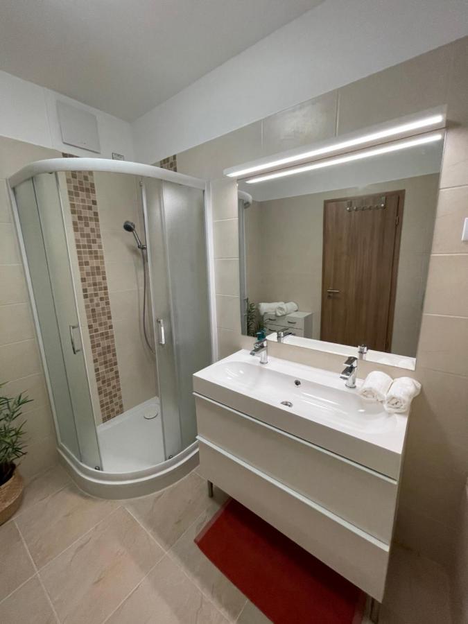 Vizpart Honved Apartman バラトンレッレ エクステリア 写真