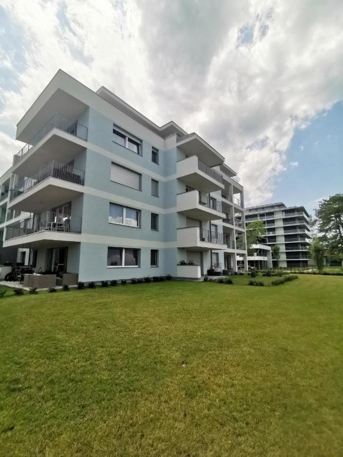 Vizpart Honved Apartman バラトンレッレ エクステリア 写真